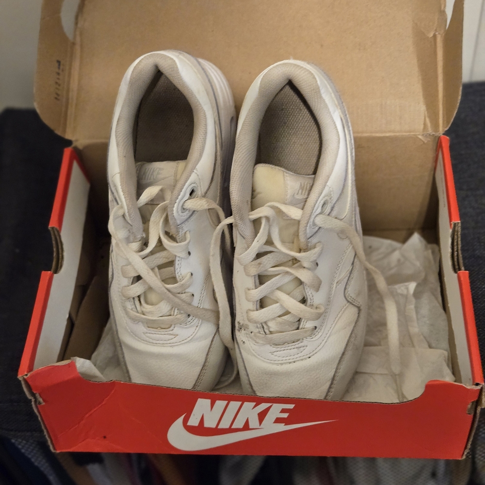 Nike Air Max 1 White Lace-Up Sneakers